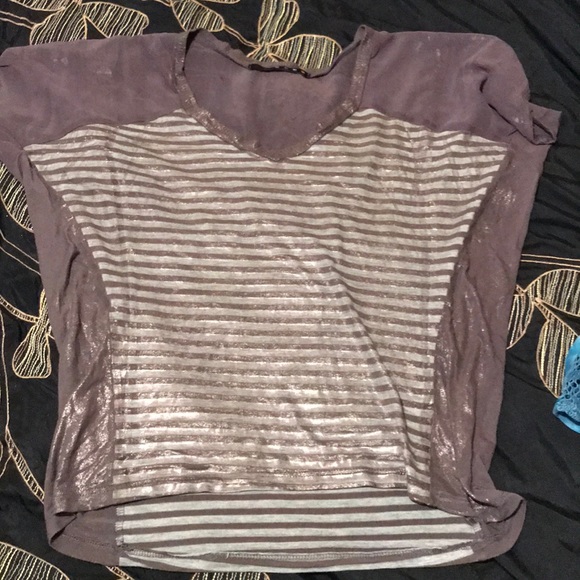 Top - Picture 1 of 2